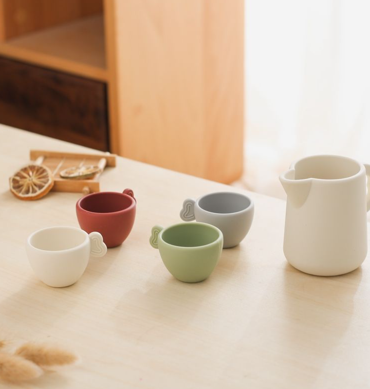 Realistic Kitchen & Tea Set Pretend Play Kit — Silicone Material: Drop-Resistant and Silent